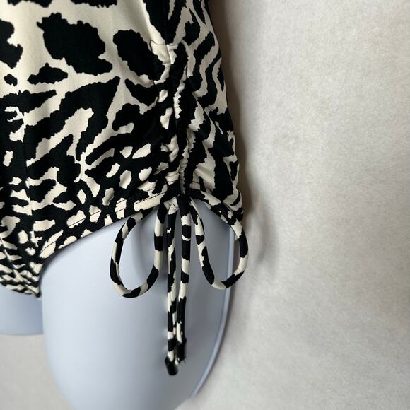 Coco Reef Contours Women’s Zebra Underwire One Piece Swimsuit | Size 10 34C New - Picture 6 of 13